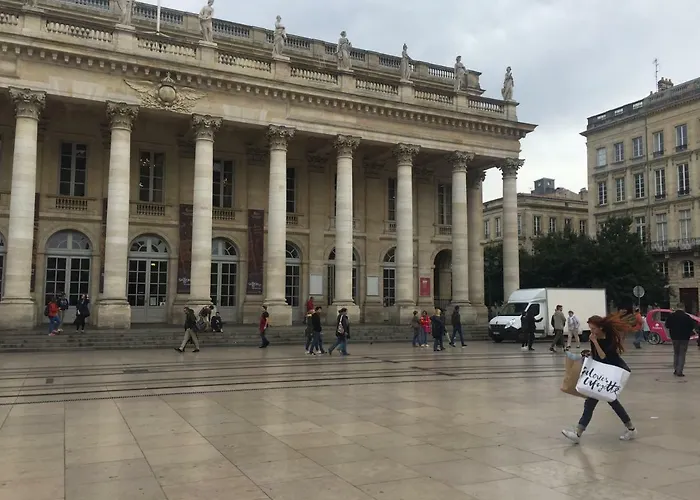 Le Cosy - Rue Ausone